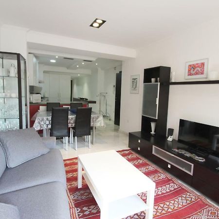 Precioso Apartamento Al Lado De Las Torres De Serrano Valencia Exterior photo